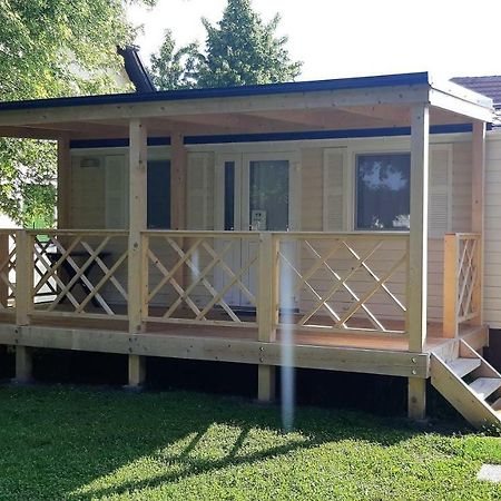Mobile Homes And Apartment - Terme Catez Чатеж-об-Сави Экстерьер фото